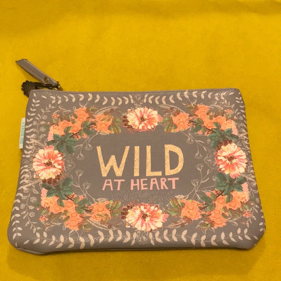 Papaya Handbags - Wild at heart pouch